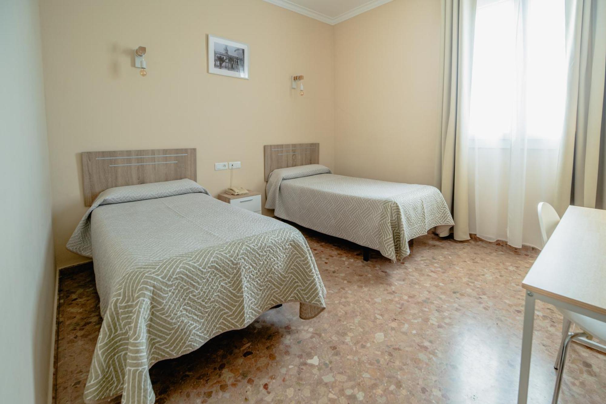 Hotel Chamizo El Arahal Екстер'єр фото