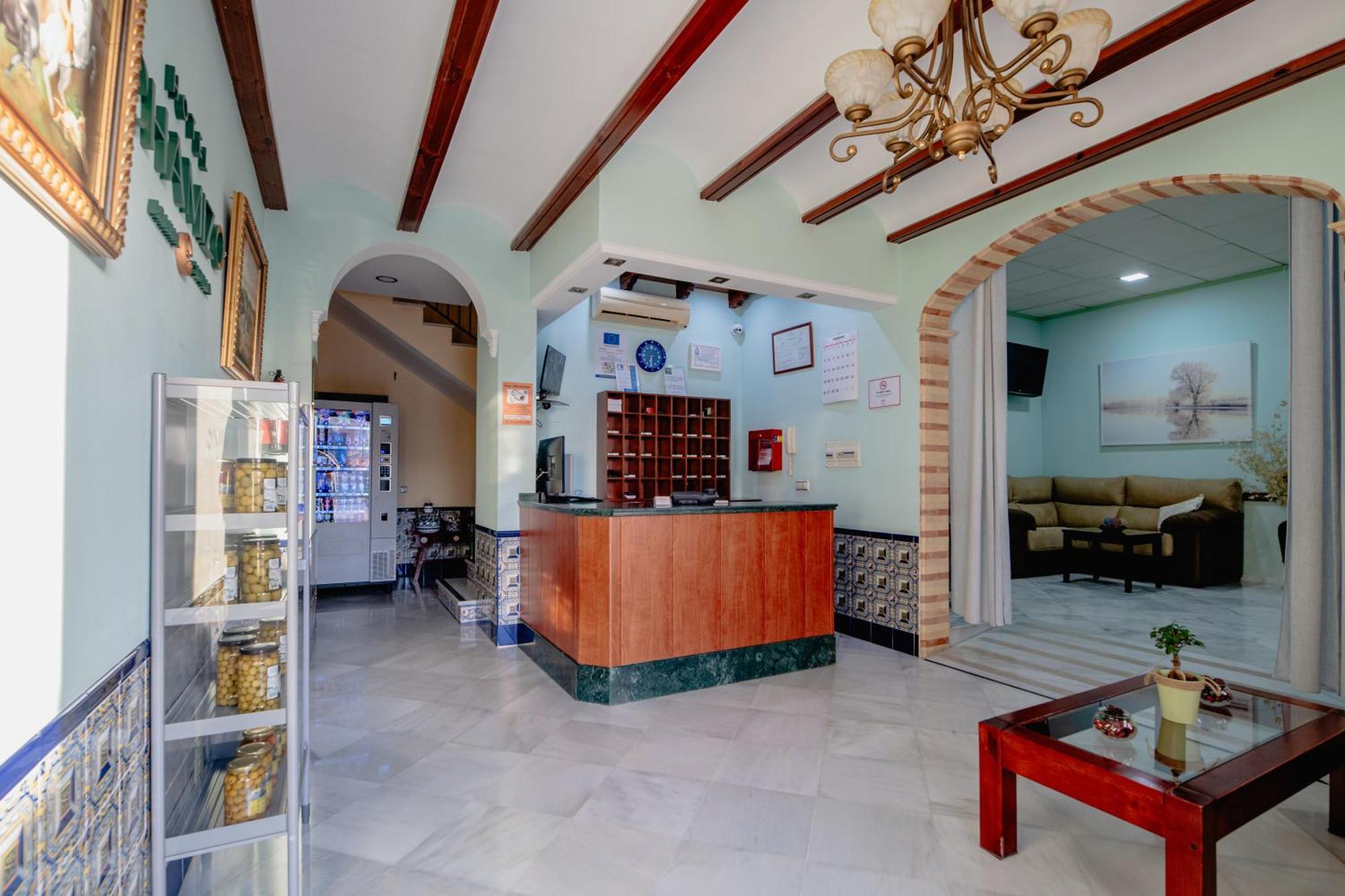 Hotel Chamizo El Arahal Екстер'єр фото