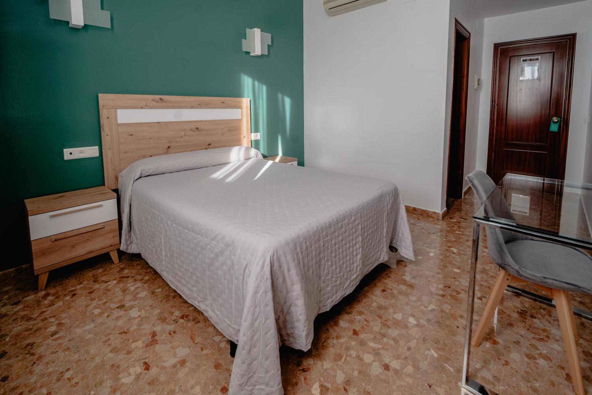 Hotel Chamizo El Arahal Екстер'єр фото
